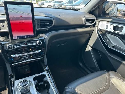 Used 2022 Ford Explorer ST w/ Equipment Group 401A AWD/4WD image 21