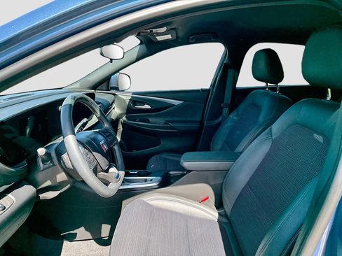 Used 2025 Buick Envista Preferred w/ Convenience I Package FWD image 10