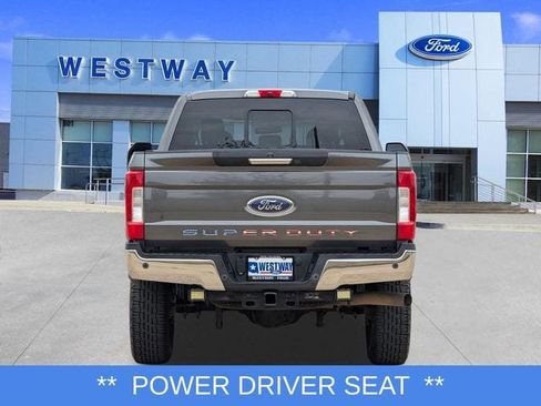 Used 2019 Ford F250 Lariat w/ Lariat Value Package image 4