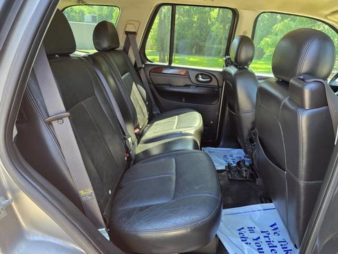 Used 2005 GMC Envoy SLT w/ Luxury Package image 10