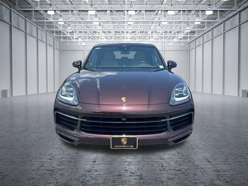 Used 2020 Porsche Cayenne AWD/4WD image 2