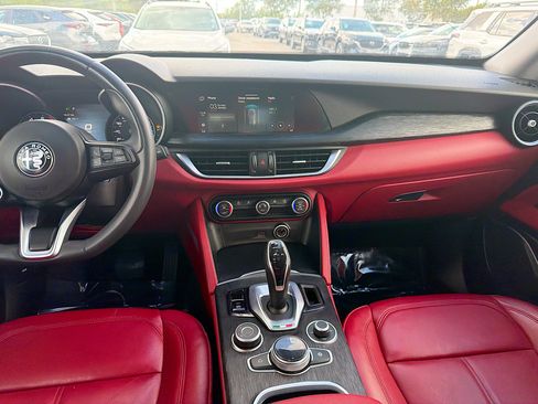 Used 2020 Alfa Romeo Stelvio image 20