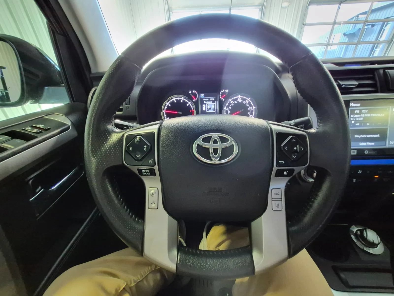 Used 2021 Toyota 4Runner Limited w/ Convenience Package (TMS) AWD/4WD image 10