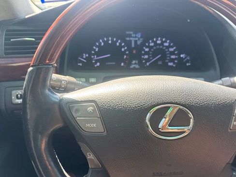 Used 2007 Lexus LS 460 L RWD image 17