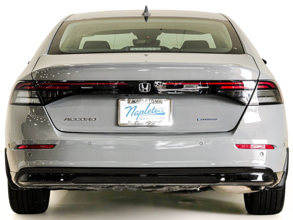 Used 2025 Honda Accord EX-L image 8
