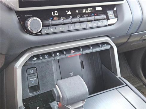 New 2026 Toyota Tundra Platinum AWD/4WD image 12
