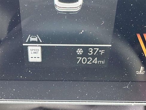 Used 2025 Kia K4 LXS image 33