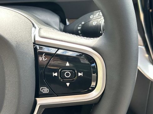 New 2026 Volvo XC90 B6 Plus w/ Protection Package Premier image 23