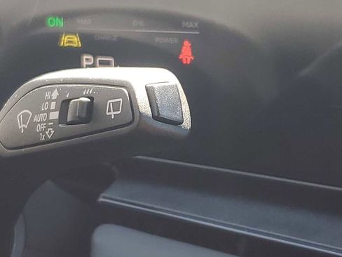 New 2025 Audi Q6 e-tron Premium Plus image 26