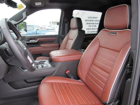 Certified 2026 GMC Sierra 2500 Denali Ultimate w/ Max Trailering Package AWD/4WD image 16
