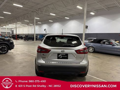 Certified 2021 Nissan Rogue Sport S image 6