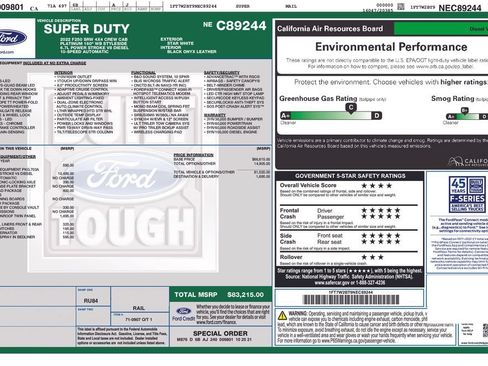 Used 2022 Ford F250 Platinum w/ FX4 Off-Road Package AWD/4WD image 3
