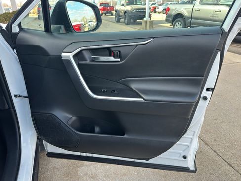 Used 2024 Toyota RAV4 XLE image 26