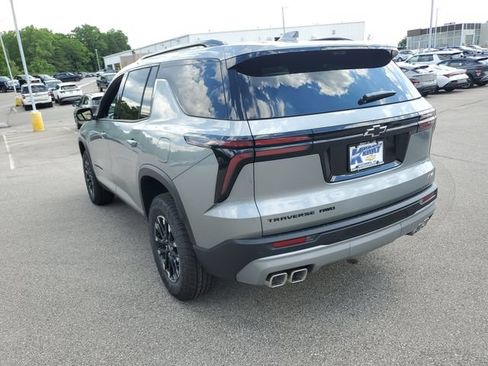 New 2026 Chevrolet Traverse Z71 w/ Driver Confidence Package AWD/4WD image 3