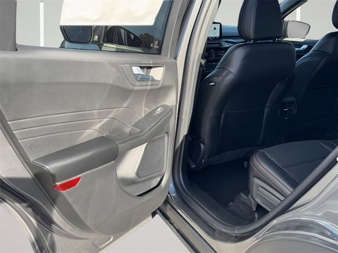New 2025 Ford Escape ST-Line w/ Equipment Group 301A image 30
