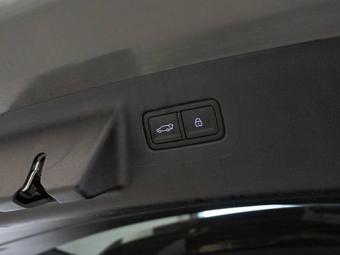 Used 2026 Hyundai Santa Fe SEL FWD image 13