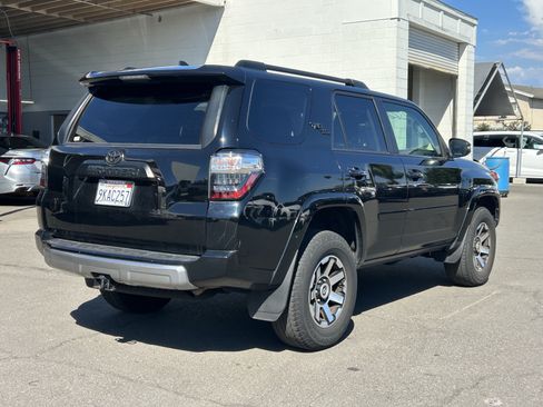 Certified 2023 Toyota 4Runner TRD Off-Road Premium w/ Off Road Premium Plus Package AWD/4WD image 3