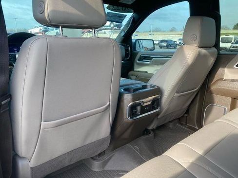 Used 2022 Chevrolet Silverado 1500 LTZ image 29