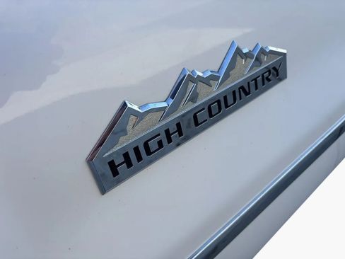 Used 2017 Chevrolet Silverado 1500 High Country image 10