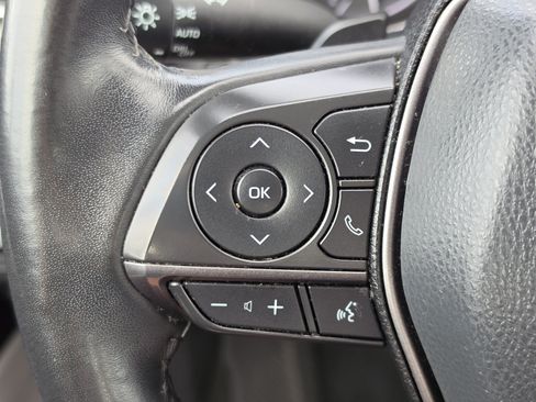 Used 2024 Toyota Camry SE FWD image 16