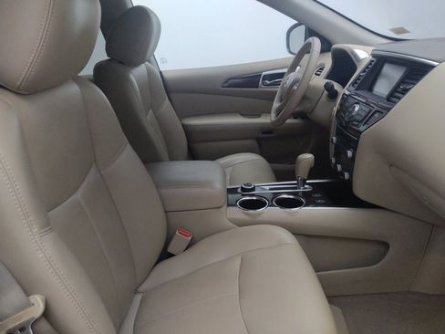 Used 2015 Nissan Pathfinder SL w/ Trailer Tow Package FWD image 21