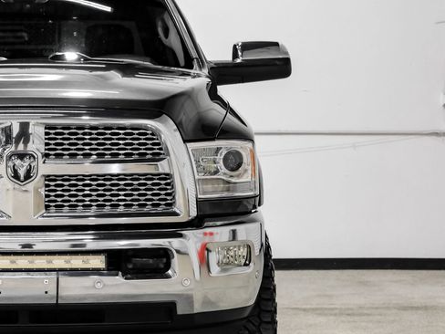 Used 2018 RAM 2500 Laramie w/ Convenience Group AWD/4WD image 55