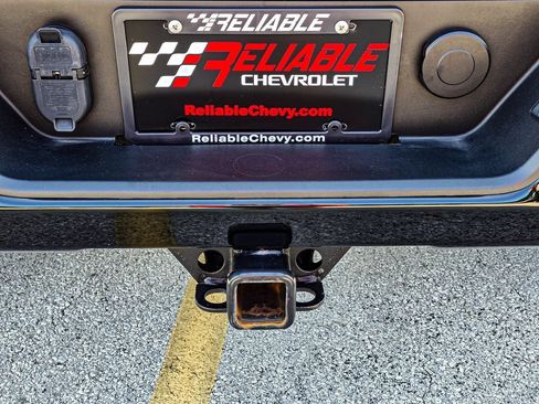 Used 2024 Chevrolet Silverado 1500 LT Trail Boss w/ Convenience Package II AWD/4WD image 7