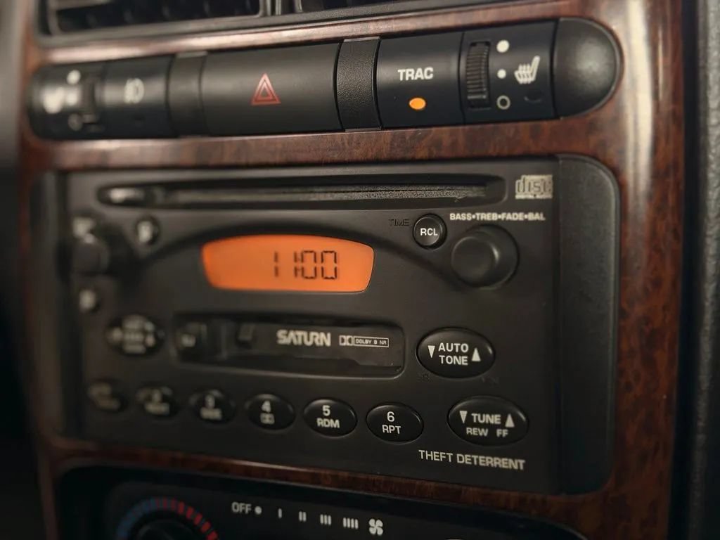 Used 2001 Saturn L-Series L200 FWD image 45