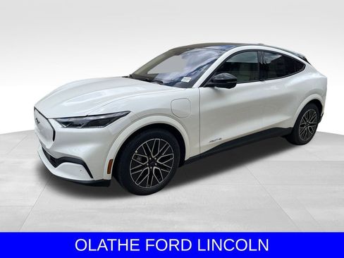 New 2025 Ford Mustang Mach-E Premium image 1