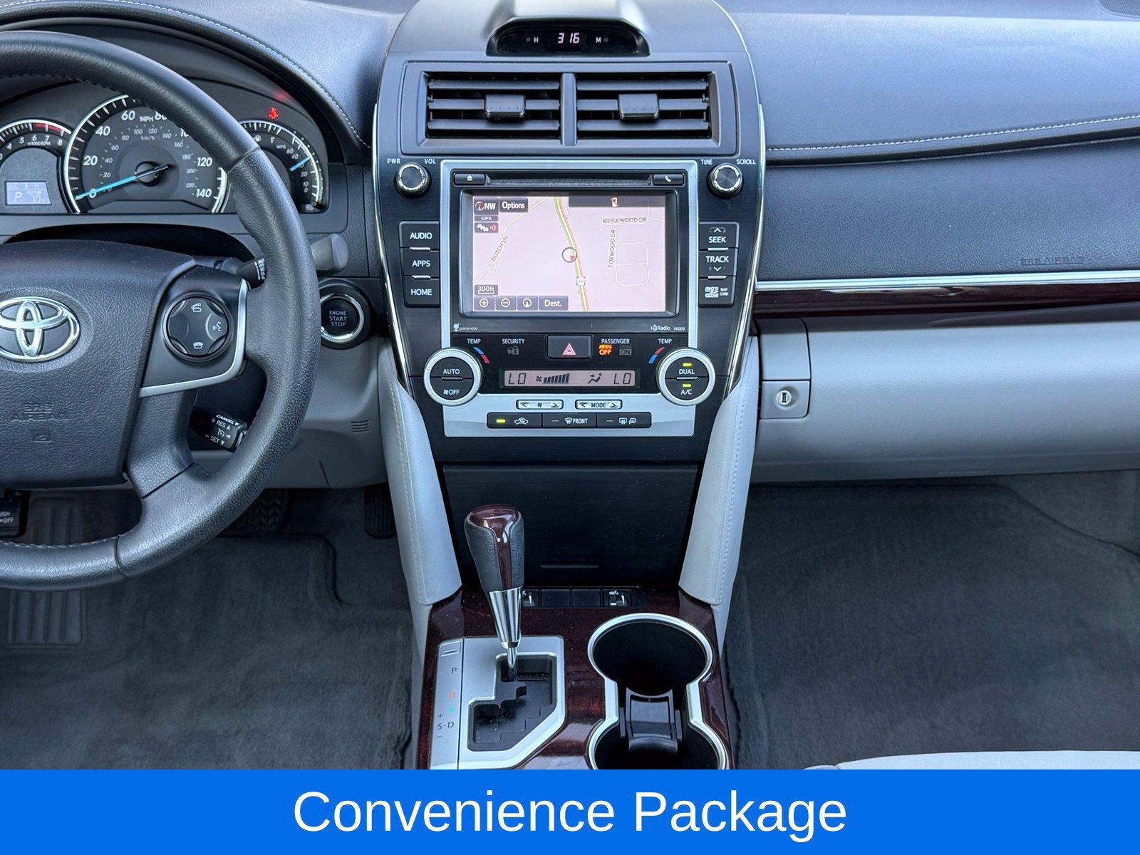 Used 2014 Toyota Camry XLE w/ Leather Package FWD image 23