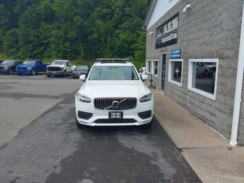 Used 2020 Volvo XC90 T6 Momentum AWD/4WD image 3