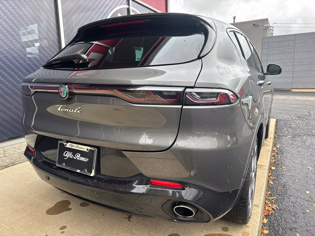 Used 2024 Alfa Romeo Tonale Veloce AWD/4WD image 7