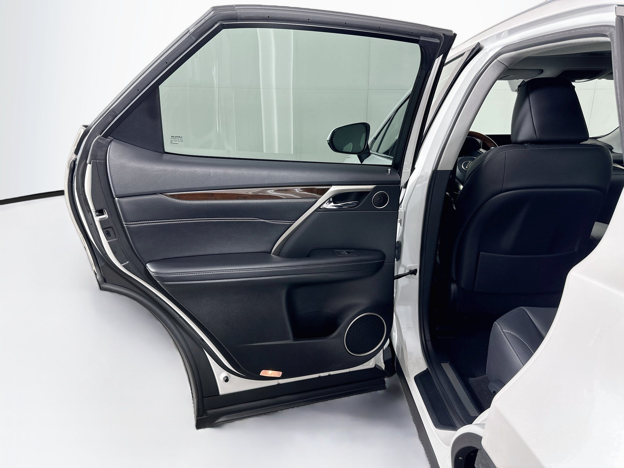 Used 2019 Lexus RX 350 AWD w/ Navigation Package image 27
