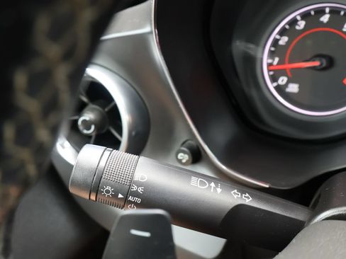 Used 2017 Chevrolet Camaro LT RWD image 14