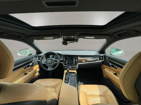 Used 2017 Volvo S90 T5 Momentum w/ Convenience Package FWD image 13