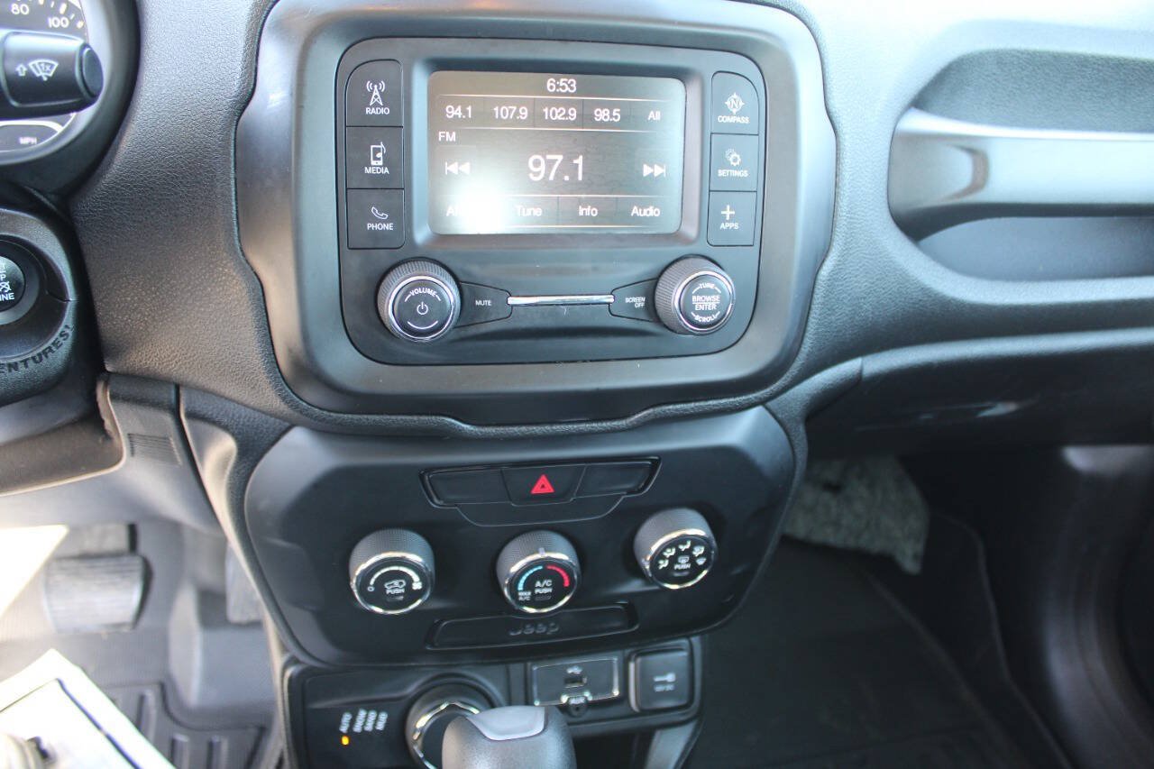 Used 2019 Jeep Renegade Sport AWD/4WD image 13