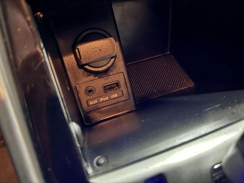 Used 2012 Hyundai Elantra Limited image 32