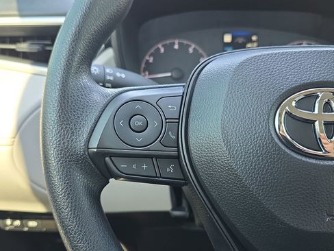 Used 2024 Toyota Corolla Cross L FWD image 16