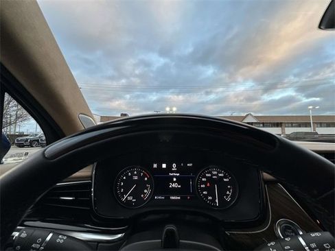 Used 2025 Cadillac XT6 Sport w/ Platinum Package image 52