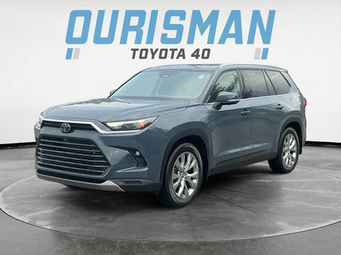 Used 2024 Toyota Grand Highlander Limited image 2