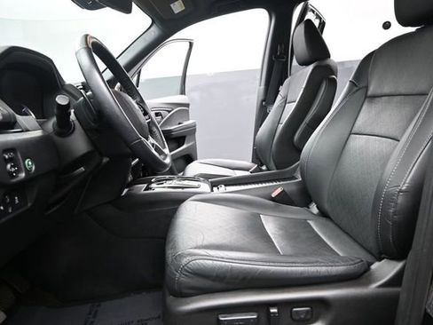 Used 2021 Honda Passport Elite image 16