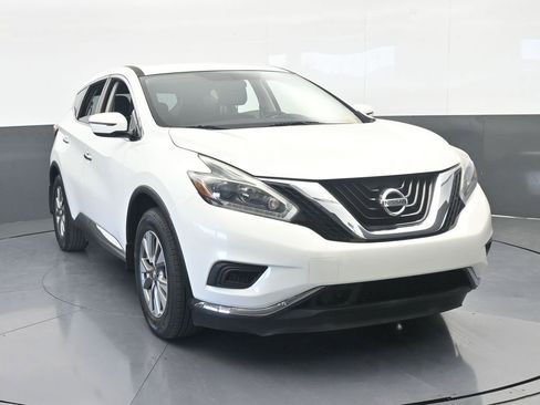 Used 2018 Nissan Murano S w/ Cargo Package FWD image 9