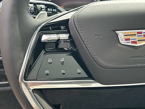New 2026 Cadillac Escalade Platinum Luxury AWD/4WD image 7