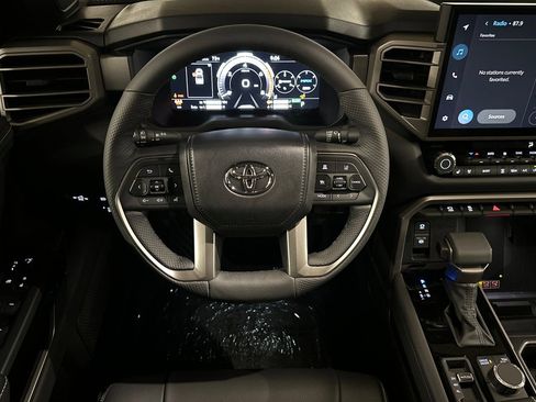New 2026 Toyota Tundra Limited AWD/4WD image 16