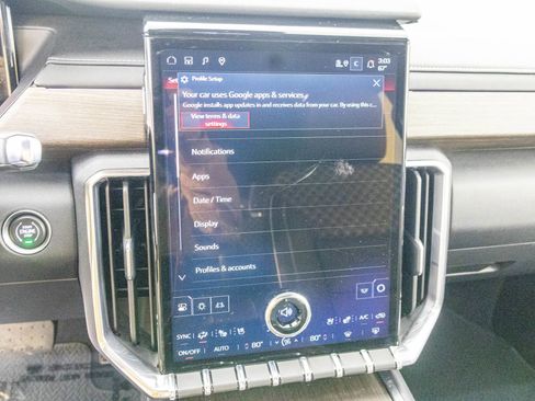 Used 2024 GMC Acadia Denali image 23