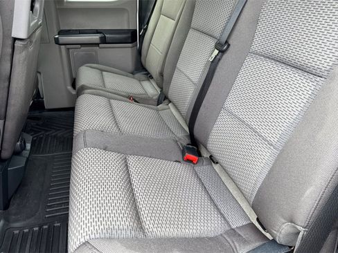 Used 2022 Ford F350 XLT w/ Camper Package image 5