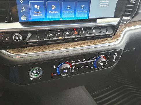 Used 2024 Chevrolet Silverado 1500 LT image 26