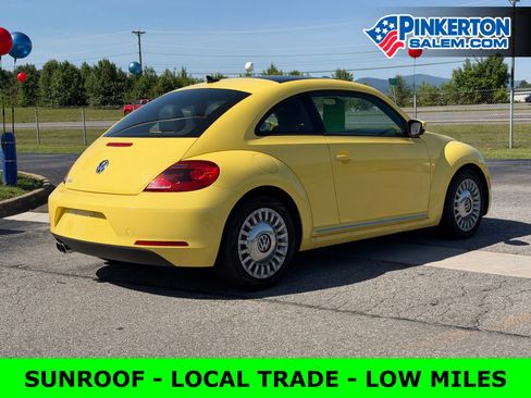 Used 2014 Volkswagen Beetle 1.8T FWD image 4