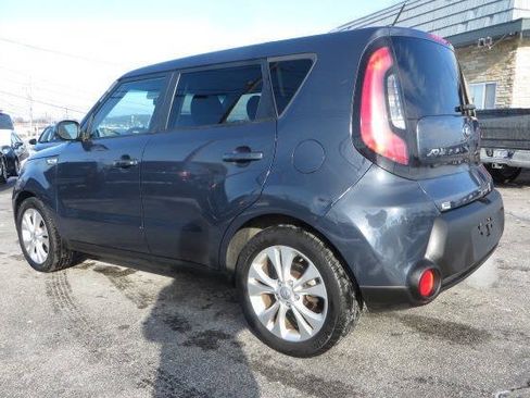 Used 2015 Kia Soul + FWD image 3