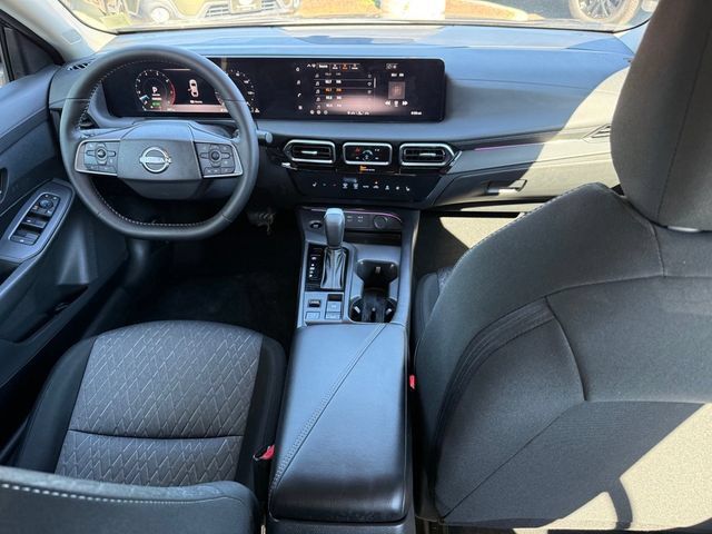 Used 2026 Nissan Sentra SV w/ SV Convenience Package FWD image 22